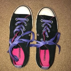 Girls black purpose pink converse. Size 2. Worn.